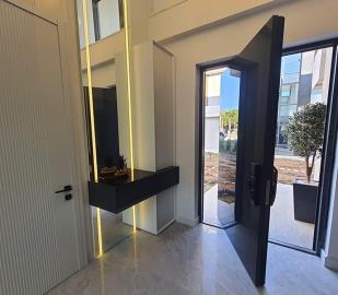 entrance-into-property