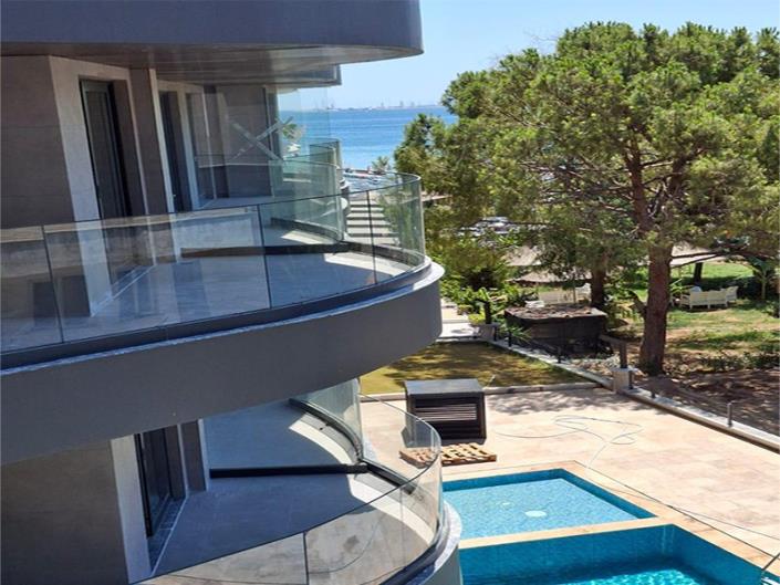 Image No.1-4 Bed Duplex for sale