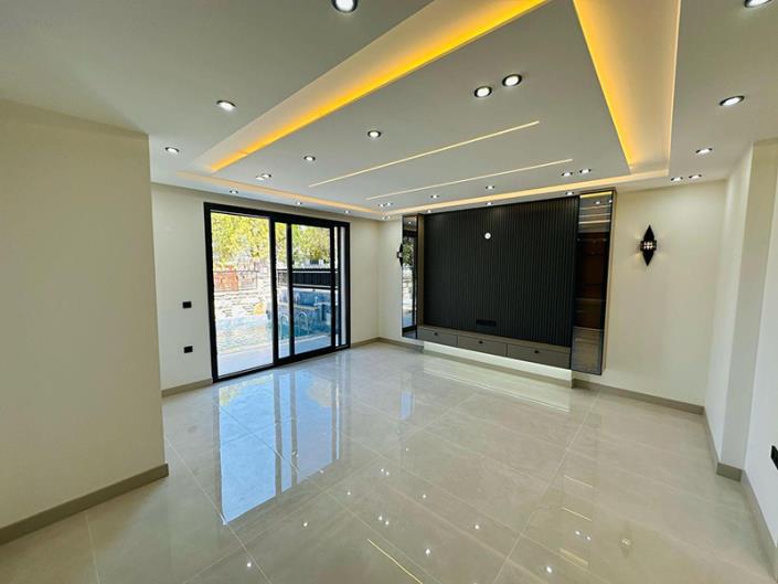 Image No.4-4 Bed Villa / Detached for sale