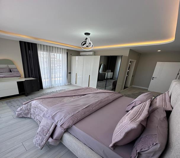 Image No.5-3 Bed Duplex for sale