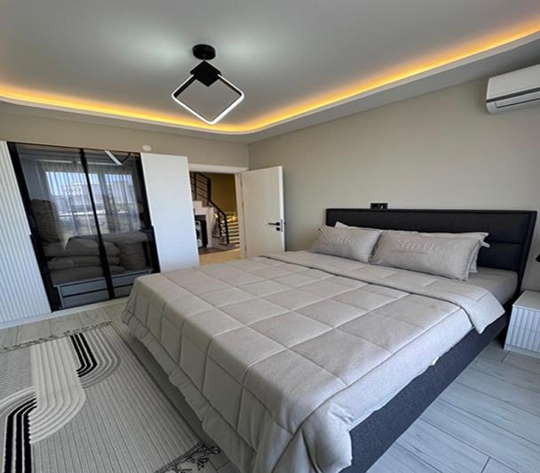 Image No.11-3 Bed Duplex for sale