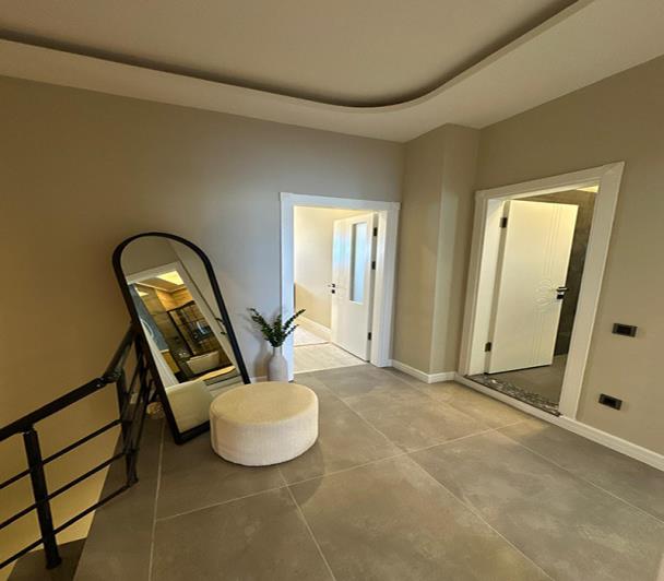 Image No.47-3 Bed Duplex for sale