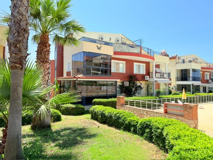 Image No.27-3 Bed Semi-Detached for sale