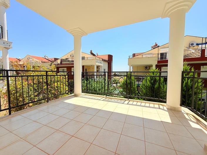 Image No.4-3 Bed Semi-Detached for sale