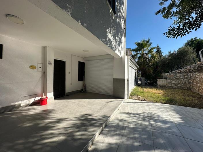 Image No.9-3 Bed Villa for sale