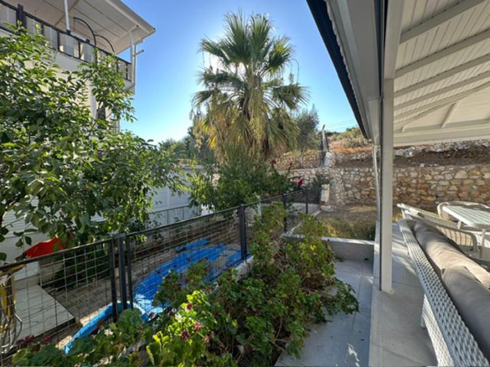 Image No.1-3 Bed Villa for sale