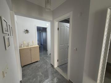 Hallway-leading-to-bedrooms