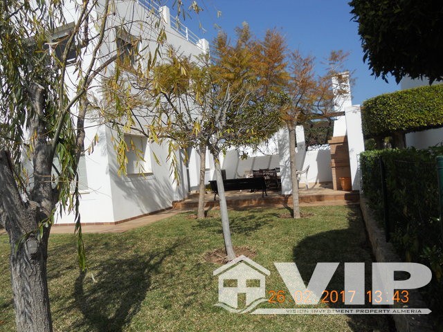 Image No.2-5 Bed Villa for sale