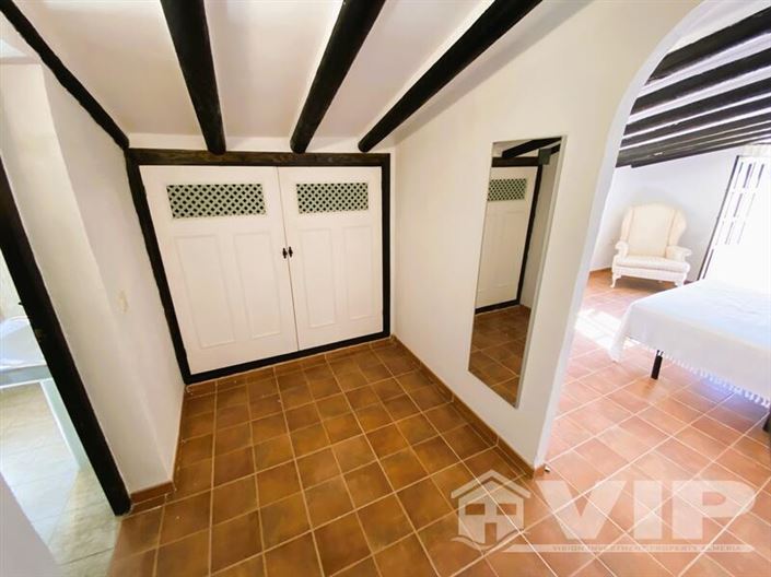 Image No.13-4 Bed Cortijo for sale