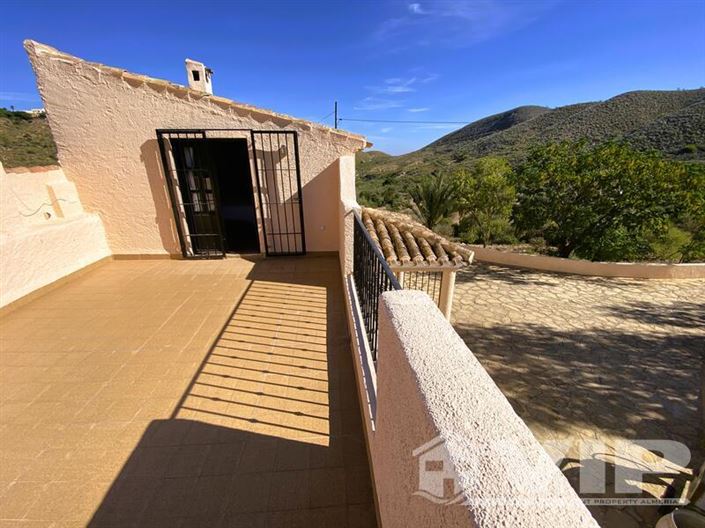 Image No.16-4 Bed Cortijo for sale