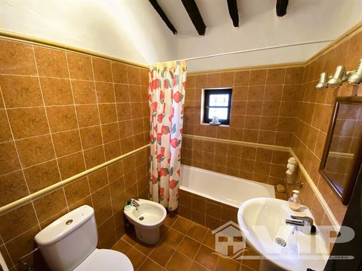 Image No.21-4 Bed Cortijo for sale