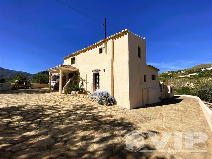 Image No.4-4 Bed Cortijo for sale