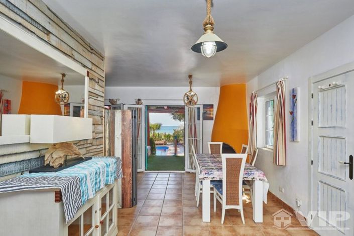 Image No.18-5 Bed Villa for sale