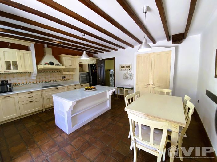 Image No.6-5 Bed Villa for sale