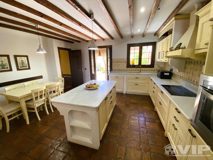 Image No.7-5 Bed Villa for sale