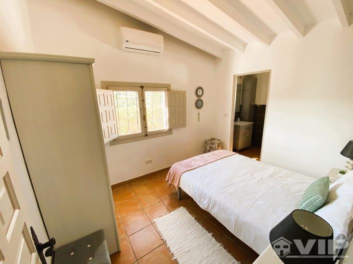 Image No.23-6 Bed Villa for sale