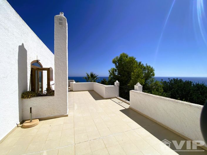 Image No.15-4 Bed Villa for sale