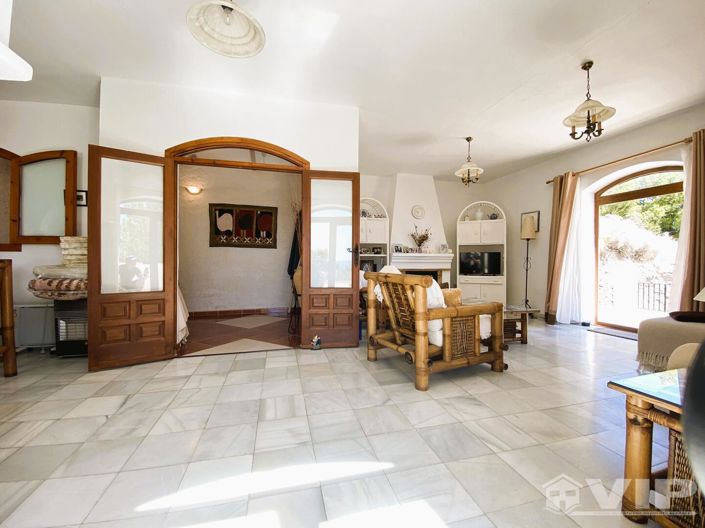 Image No.17-4 Bed Villa for sale