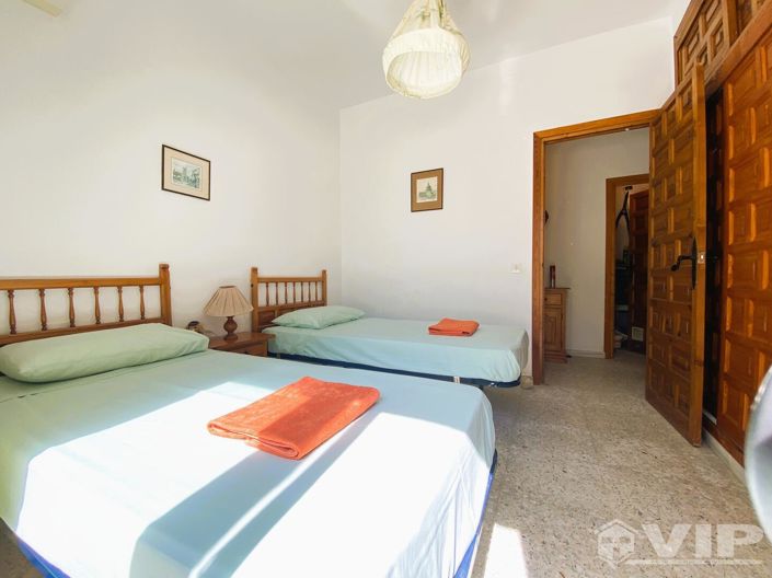 Image No.28-4 Bed Villa for sale