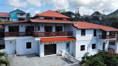 1 - Bonne Terre, House