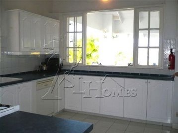 open_plan_kitchen