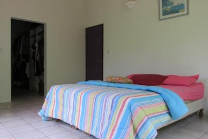 Image No.6-4 Bed House for sale