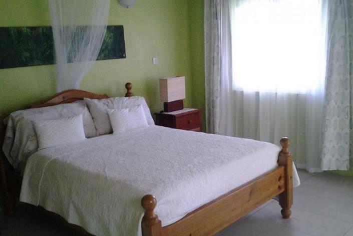 Image No.10-6 Bed House for sale