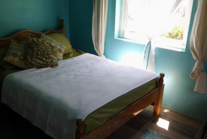 Image No.12-6 Bed House for sale