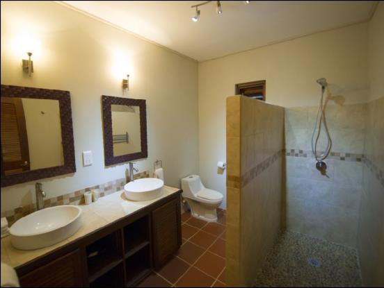 Image No.14-8 Bed Villa for sale