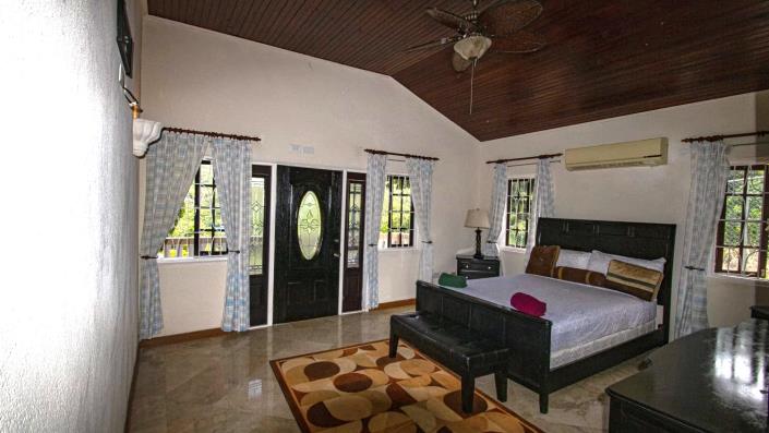 Image No.11-4 Bed House/Villa for sale