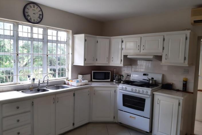 Image No.4-5 Bed House for sale