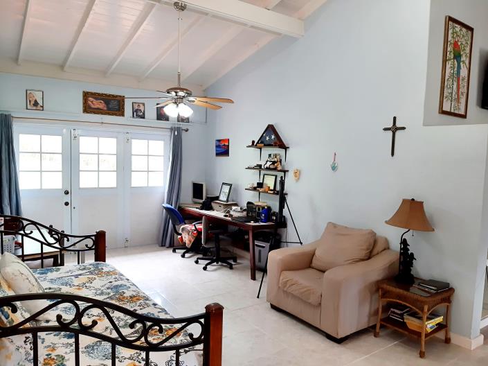 Image No.6-4 Bed House for sale