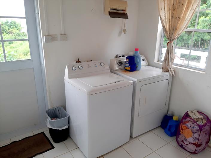 Image No.28-4 Bed House for sale