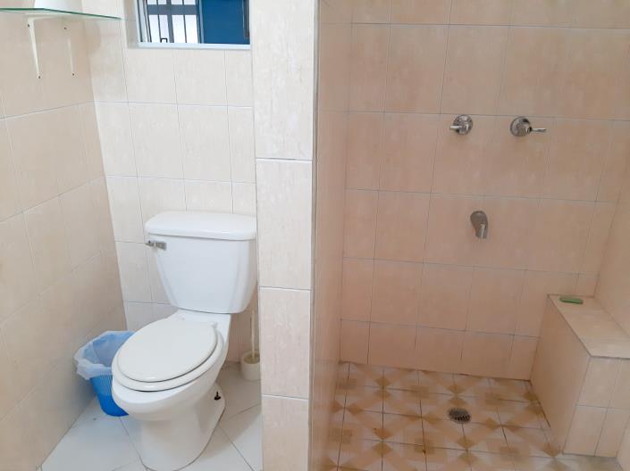 Image No.25-4 Bed House for sale