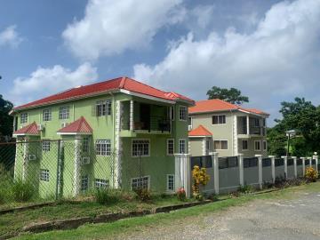 1 - Gros Islet, House