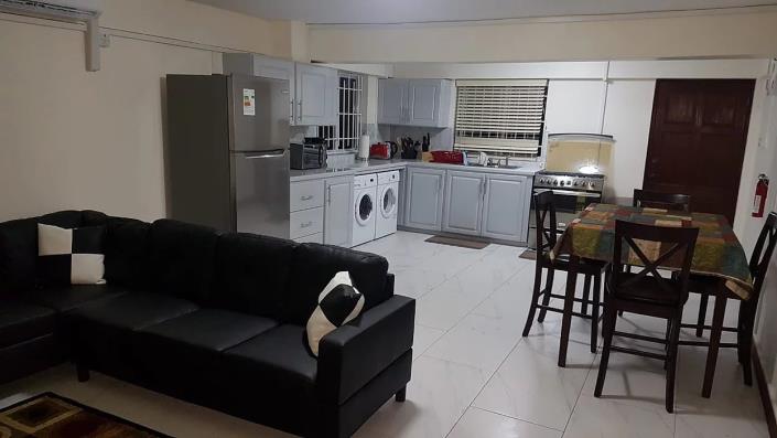 Image No.7-25 Bed House for sale