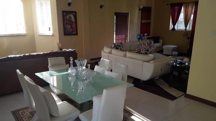 Image No.9-25 Bed House for sale