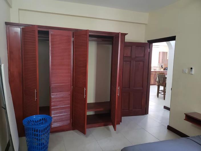 Image No.14-25 Bed House for sale