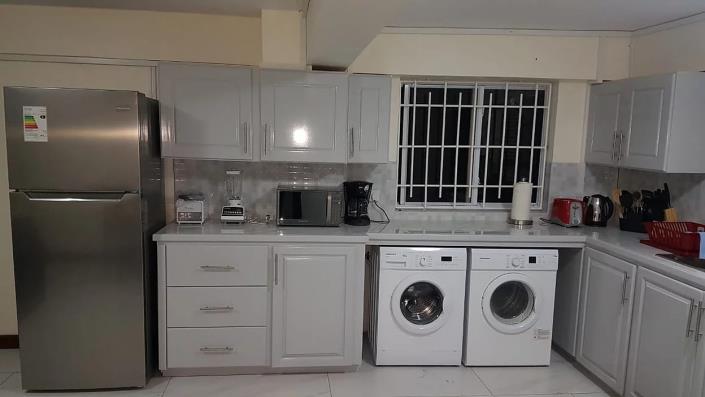 Image No.16-25 Bed House for sale