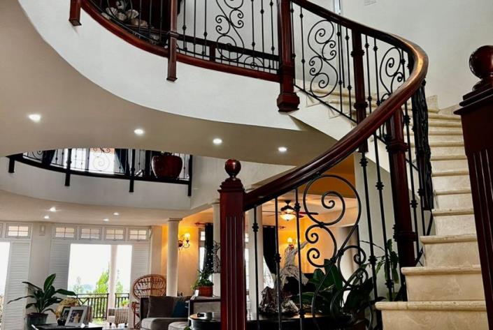 Image No.15-10 Bed House/Villa for sale