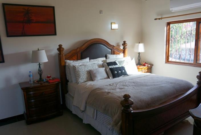 Image No.16-7 Bed Villa for sale