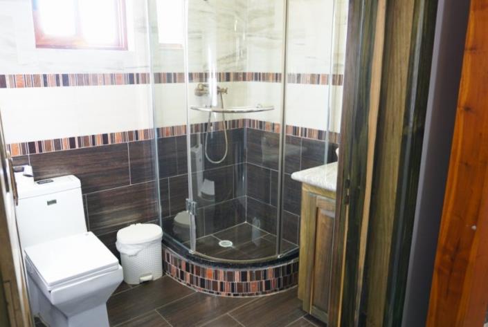 Image No.20-7 Bed Villa for sale