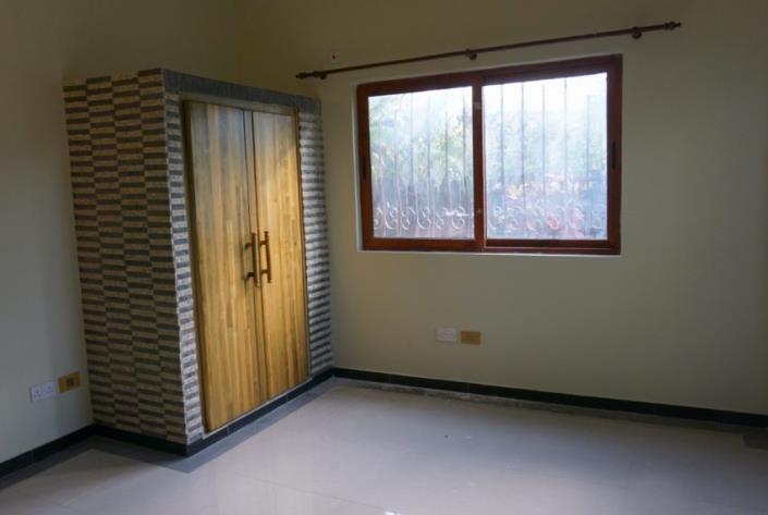 Image No.12-7 Bed Villa for sale