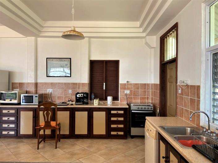 Image No.16-3 Bed House for sale