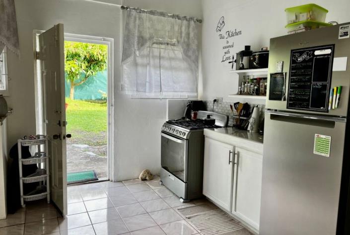 Image No.14-6 Bed House for sale