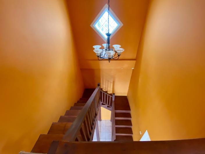 Image No.10-5 Bed House for sale