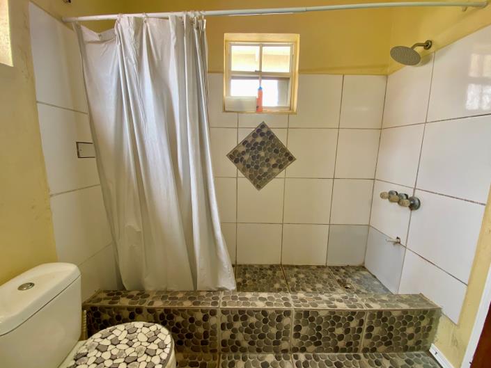 Image No.13-3 Bed House for sale