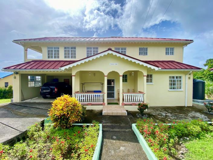 Image No.1-5 Bed House for sale