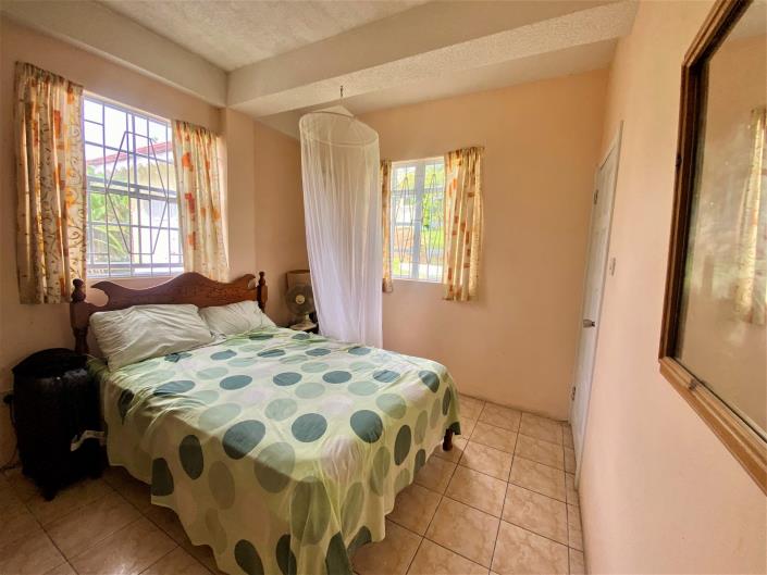 Image No.7-5 Bed House for sale