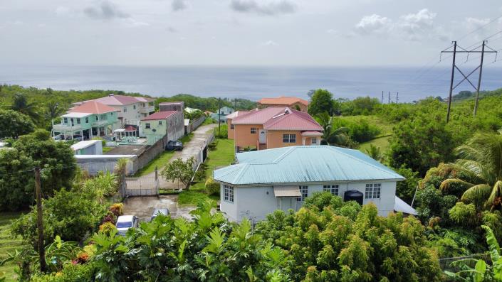 Image No.12-5 Bed House for sale